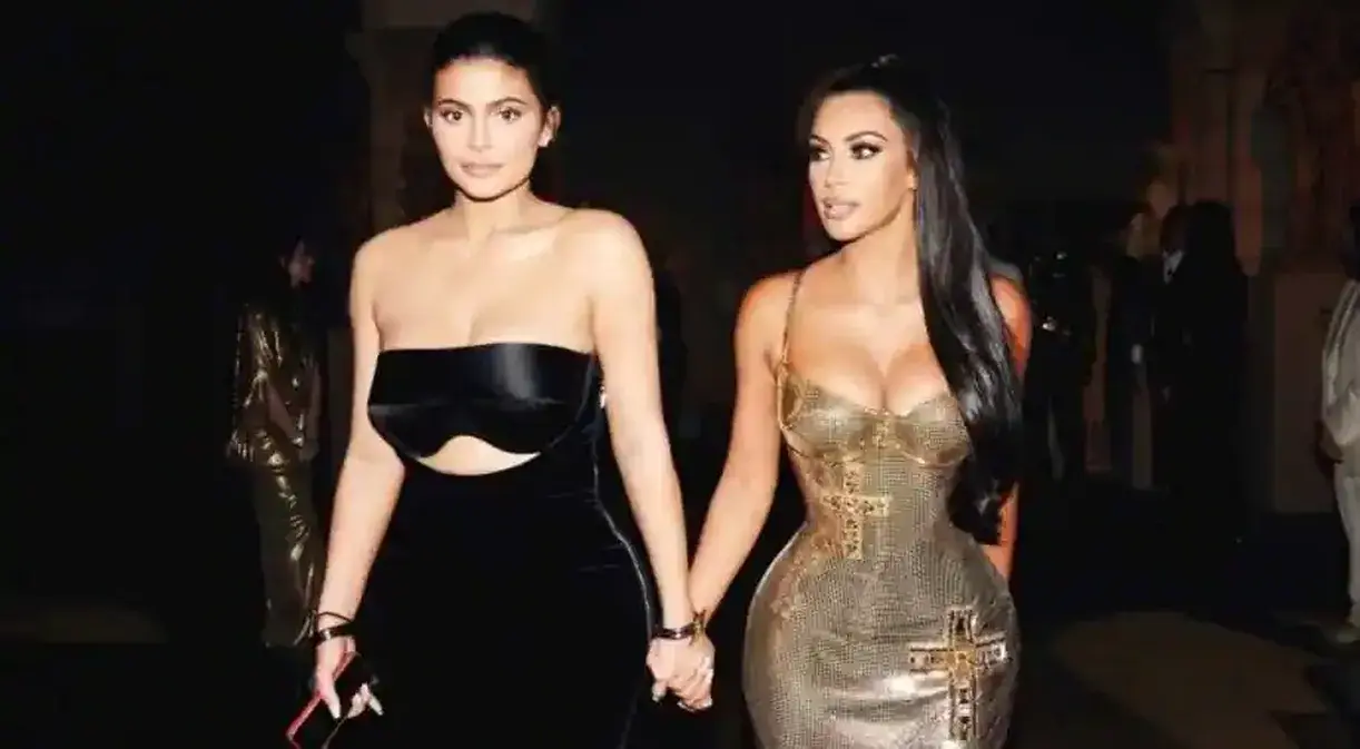 Kim Kardashian and Kylie Jenner Called Out Instagram for 'Trying to Be  TikTok,' and the App's CEO Responded