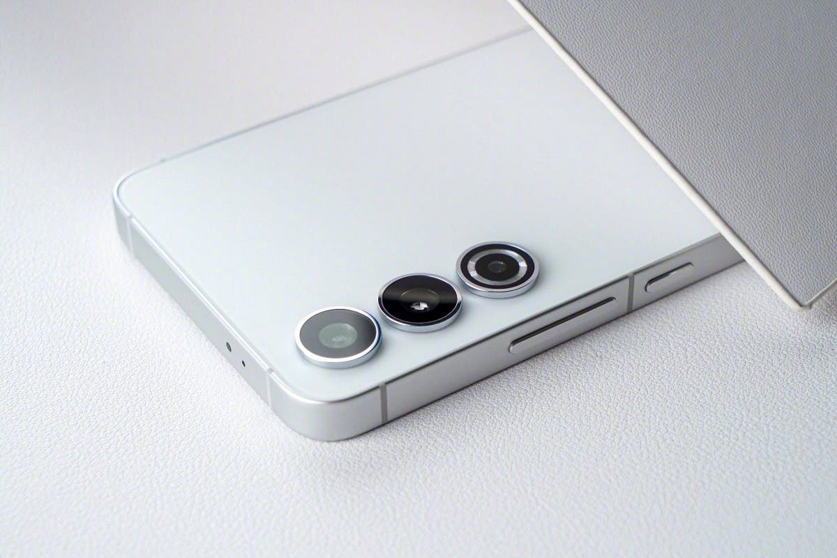Samsung Galaxy S24 Plus: Sleek Design, Impressive Specs Unveiled