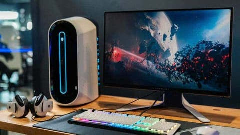 10 gaming setup essentials to boost your gaming experience with