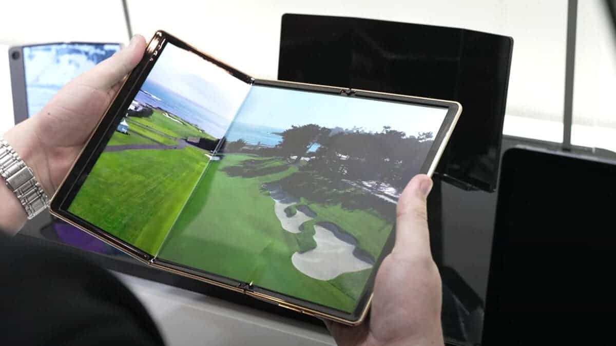 Huawei Tri-fold Smartphone Said to Be Too Ambitious to Be a Reality -  Gizchina.com