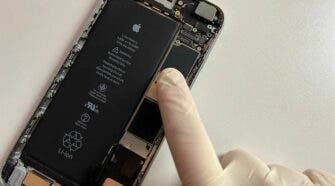 iPhone 16 Battery