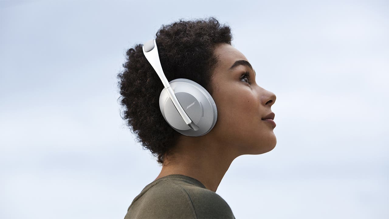 Bose 700 AirPods Max Competitor