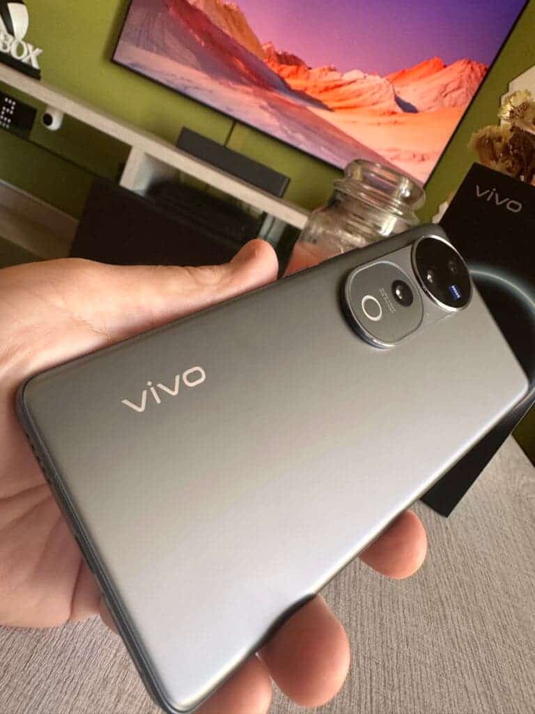 Vivo V40 Pro 5G