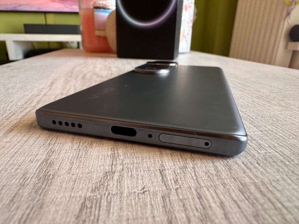 Vivo V40 Pro 5G